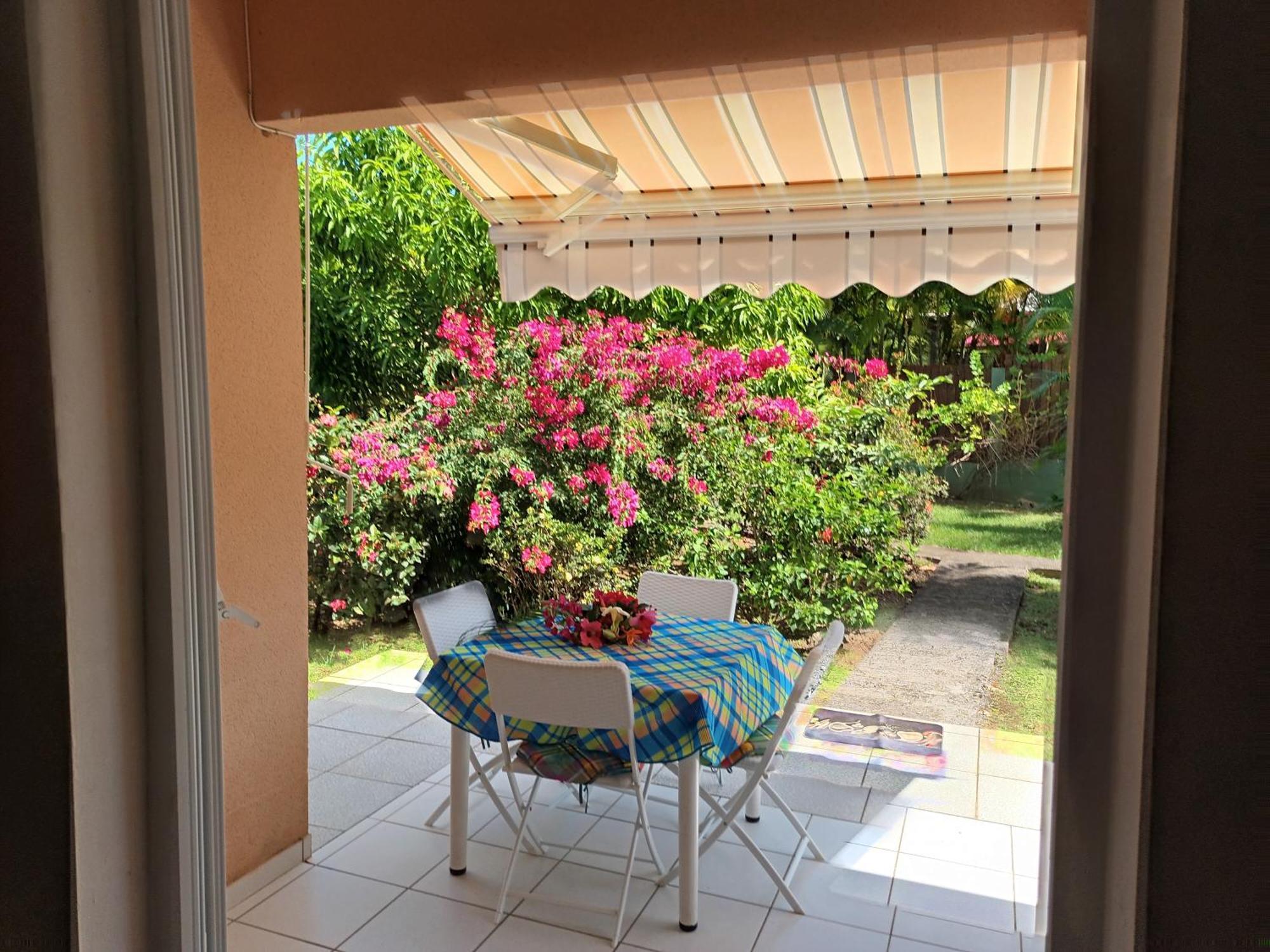 Residence Corail Sainte-Rose Exterior photo