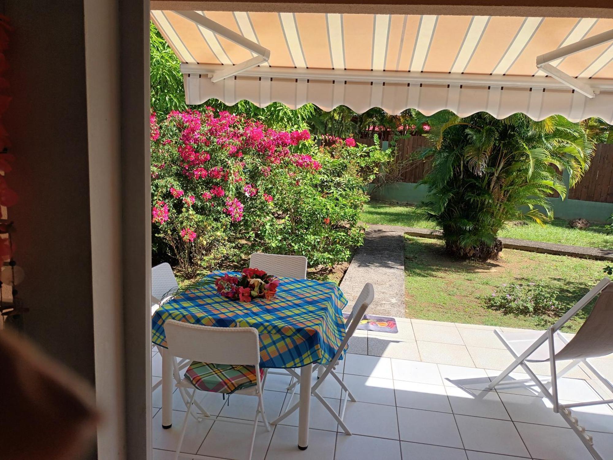 Residence Corail Sainte-Rose Exterior photo